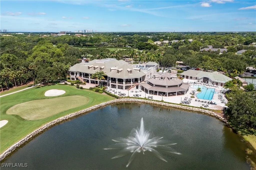 2325 Carrington Court Naples FL 34109