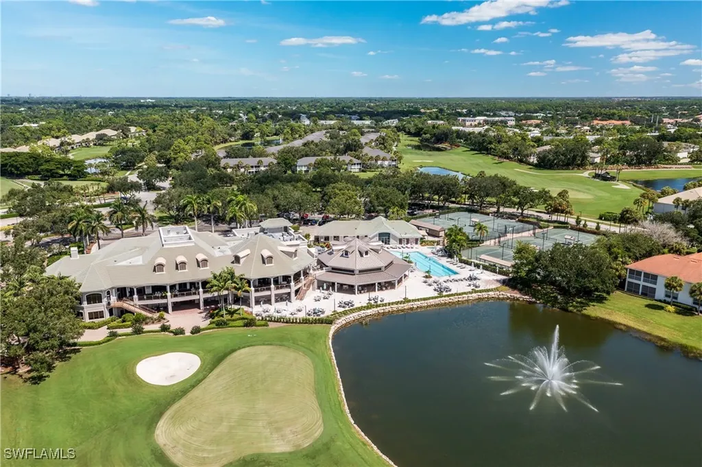 2325 Carrington Court Naples FL 34109