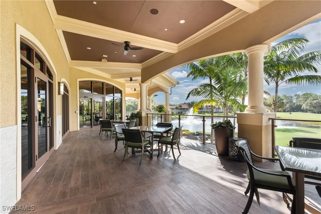 2325 Carrington Court Naples FL 34109