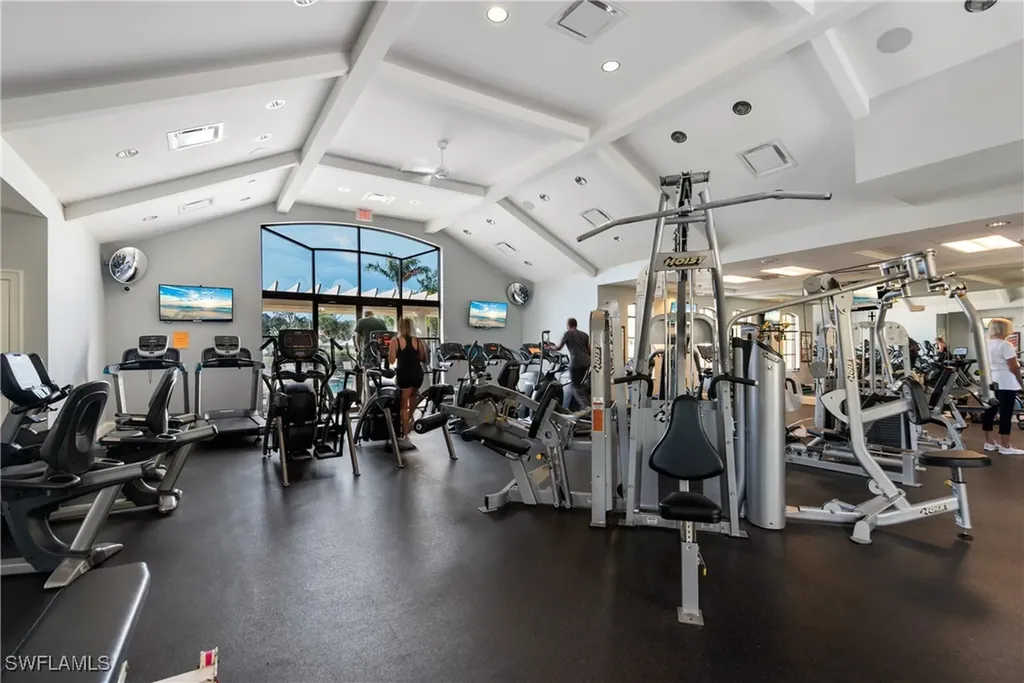 2325 Carrington Court Naples FL 34109