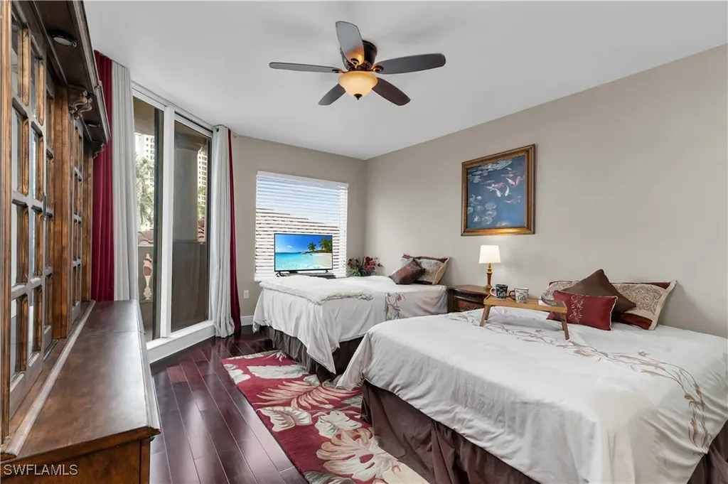 1060 Borghese Lane Naples FL 34114