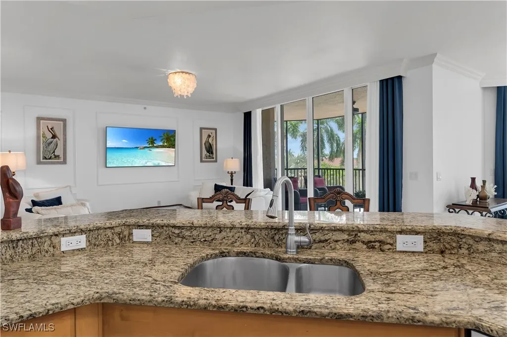 1060 Borghese Lane Naples FL 34114