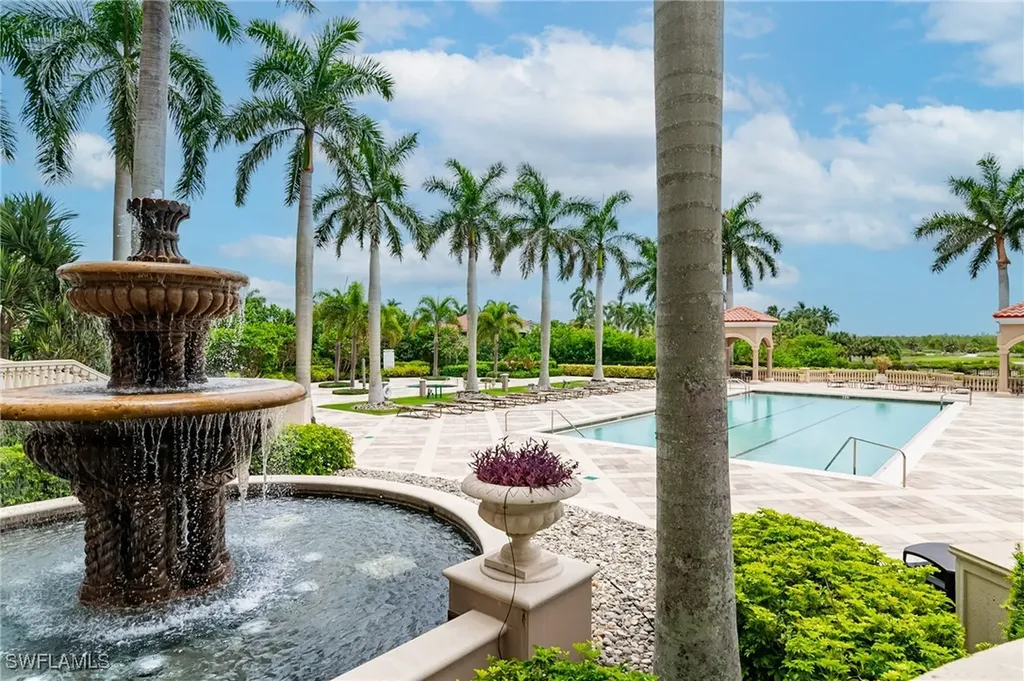 1060 Borghese Lane Naples FL 34114