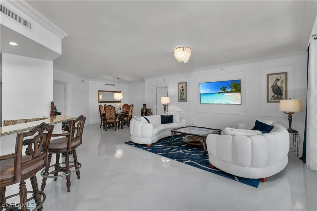 1060 Borghese Lane Naples FL 34114