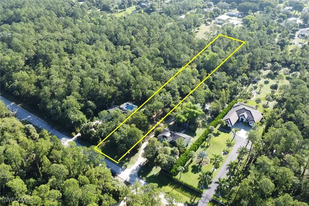 0000 4th Street SE Naples FL 34120