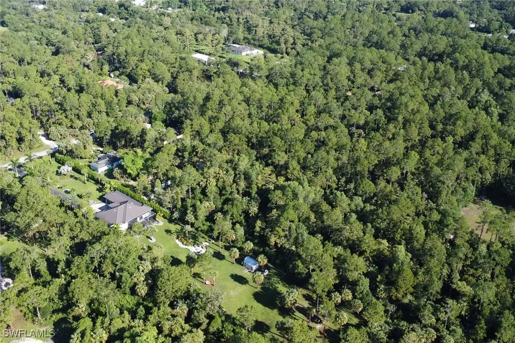 0000 4th Street SE Naples FL 34120