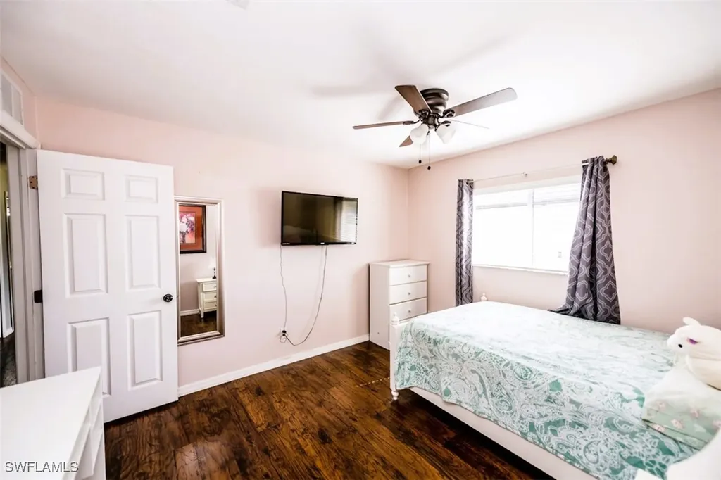 501 NE 24th Terrace Cape Coral FL 33909