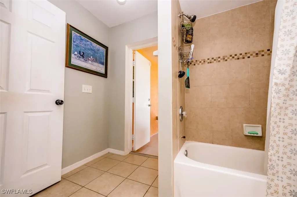 501 NE 24th Terrace Cape Coral FL 33909