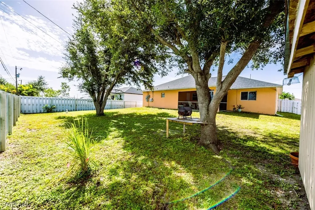 501 NE 24th Terrace Cape Coral FL 33909
