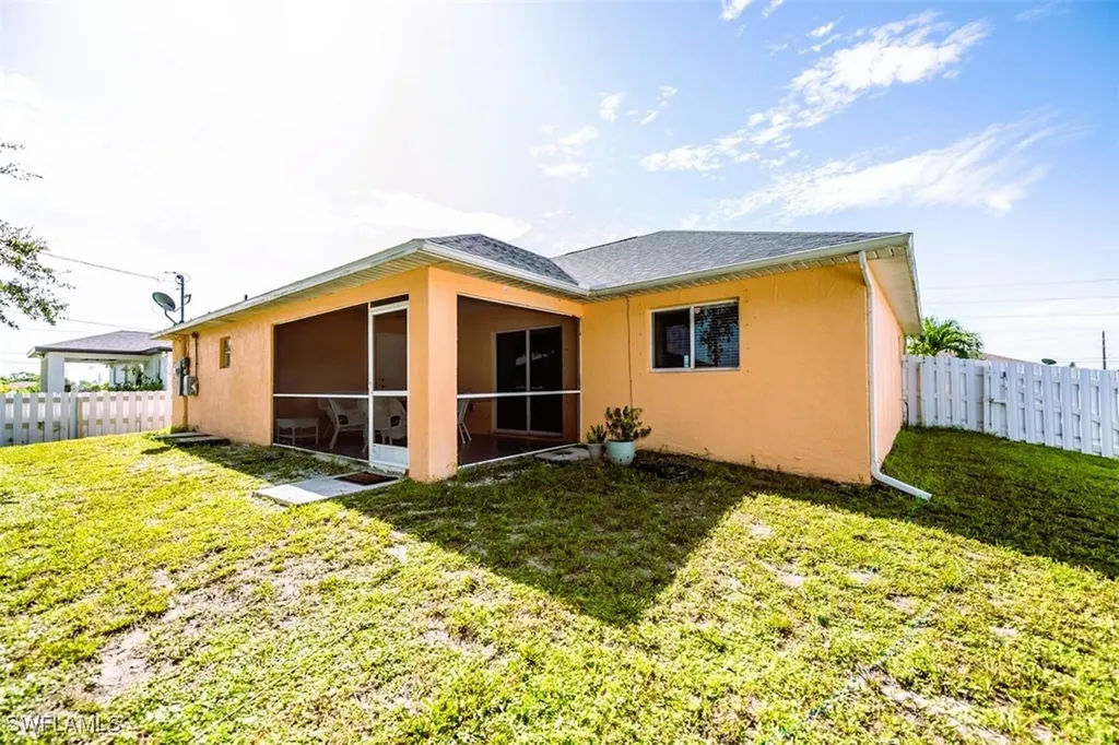 501 NE 24th Terrace Cape Coral FL 33909