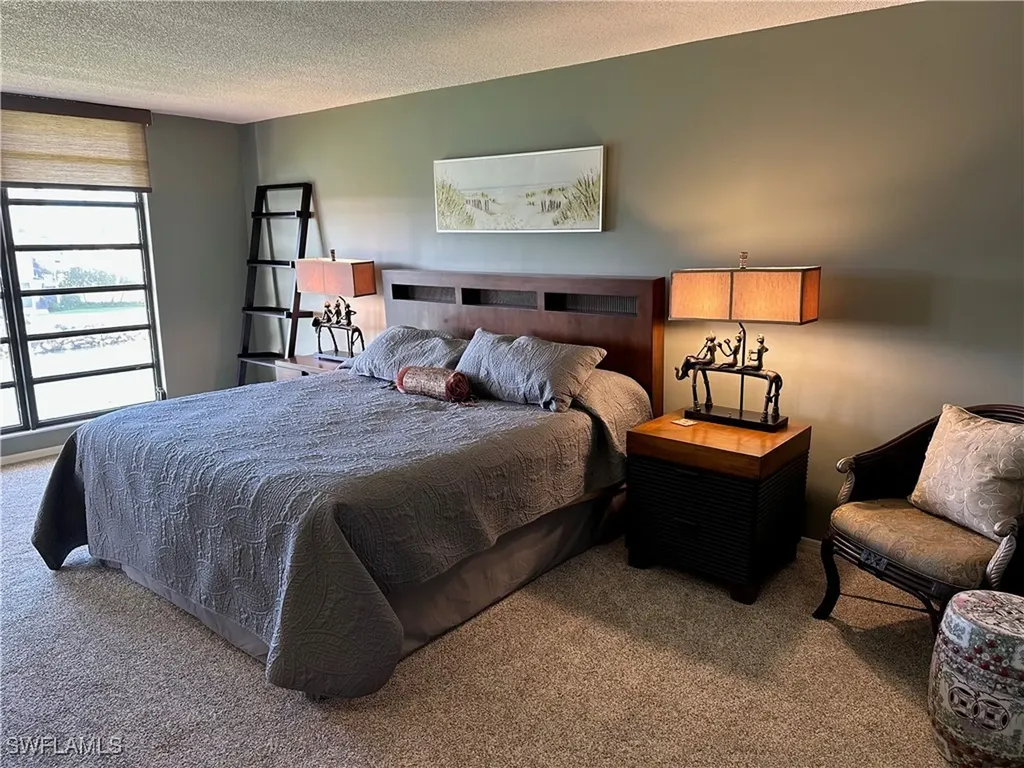 2305 Gulf Shore Boulevard N Naples FL 34103