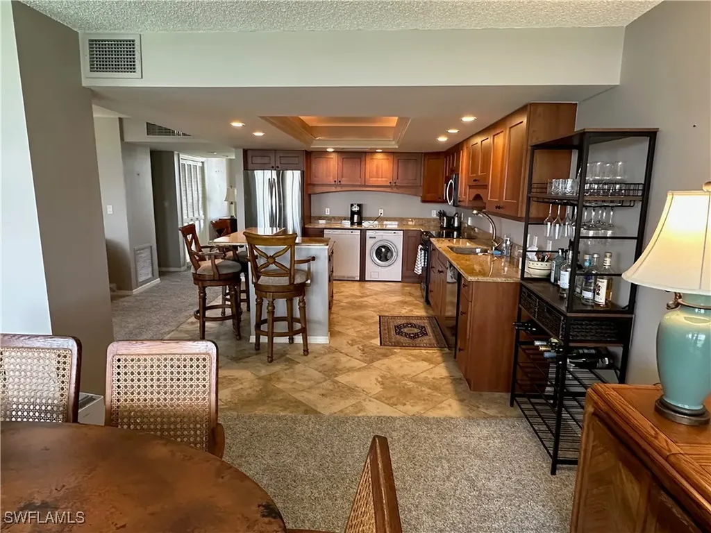 2305 Gulf Shore Boulevard N Naples FL 34103