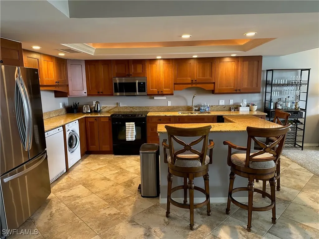2305 Gulf Shore Boulevard N Naples FL 34103