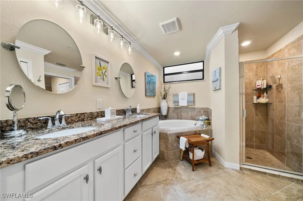 28042 Bridgetown Court Bonita Springs FL 34135