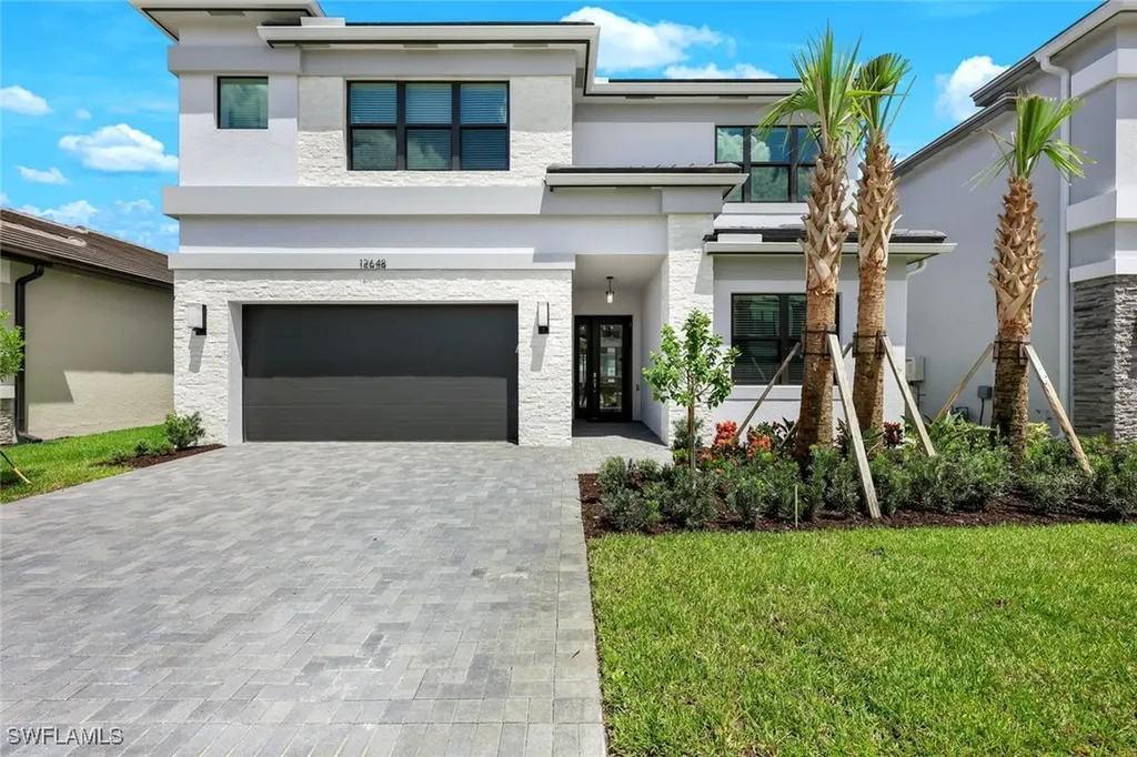 Estero FL, 12648 Caballo Court