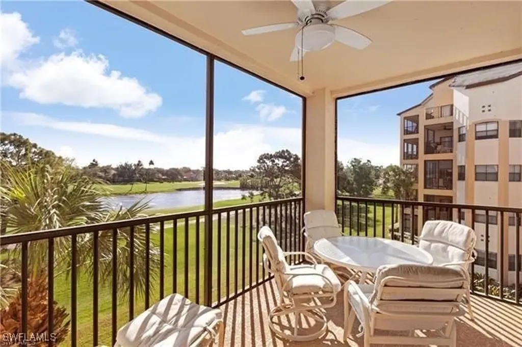 200 Vintage Circle Naples FL 34119