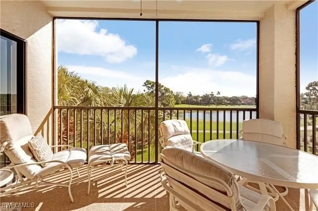 200 Vintage Circle Naples FL 34119