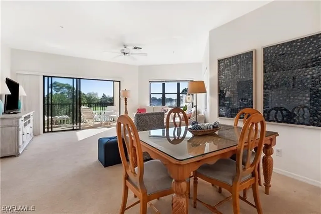 200 Vintage Circle Naples FL 34119