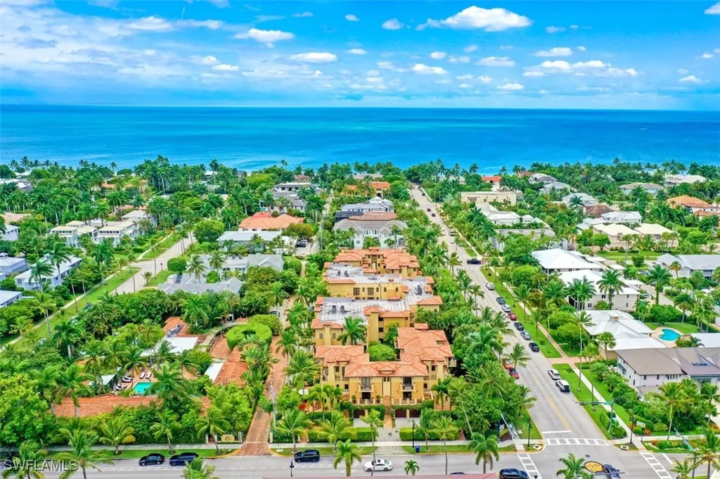 270 5th Avenue S Naples FL 34102