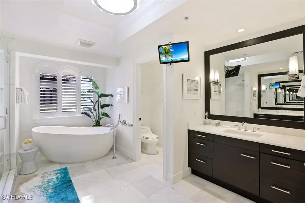 270 5th Avenue S Naples FL 34102