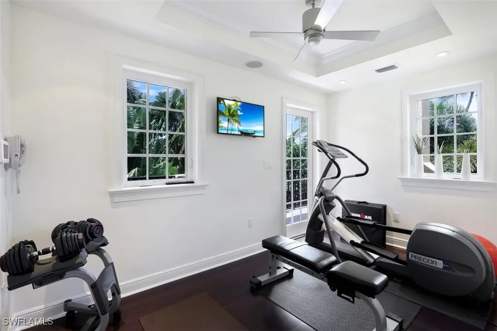 270 5th Avenue S Naples FL 34102