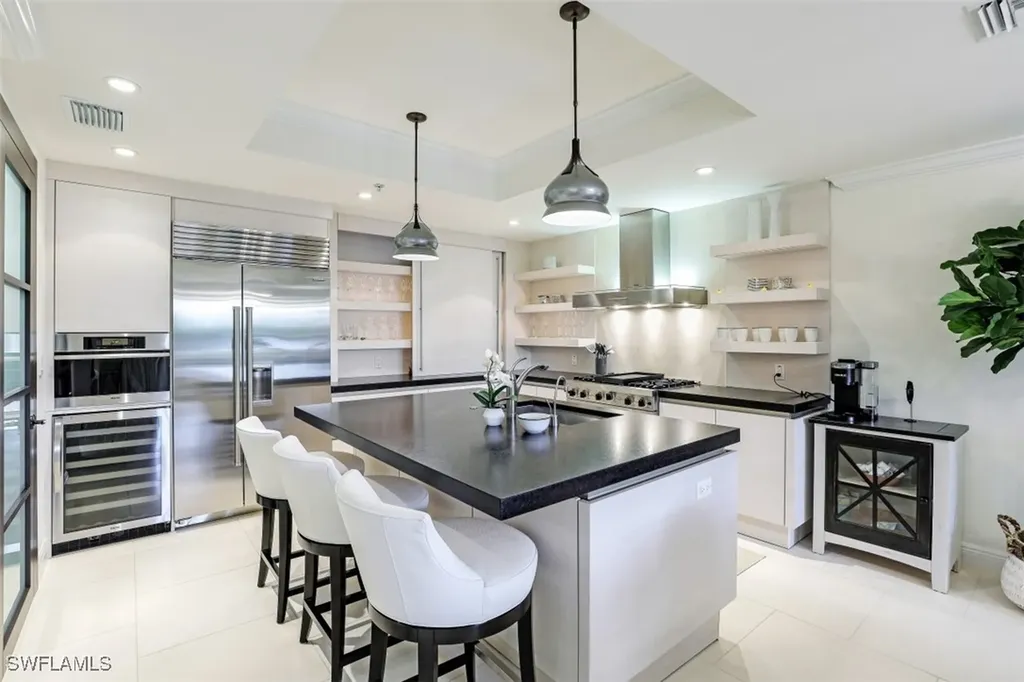 270 5th Avenue S Naples FL 34102