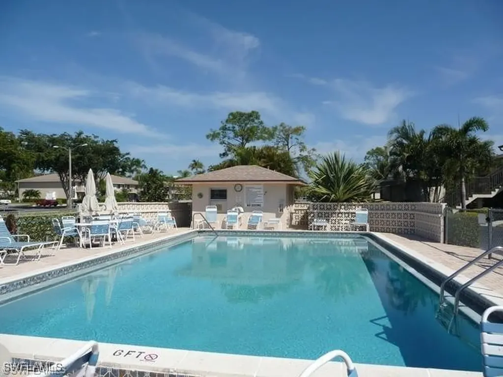 123 Palm Drive Naples FL 34112