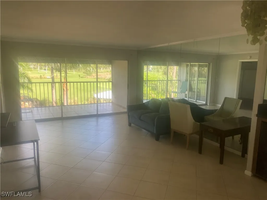 123 Palm Drive Naples FL 34112