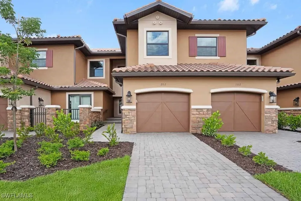 15320 Lucerna Street Naples FL 34114