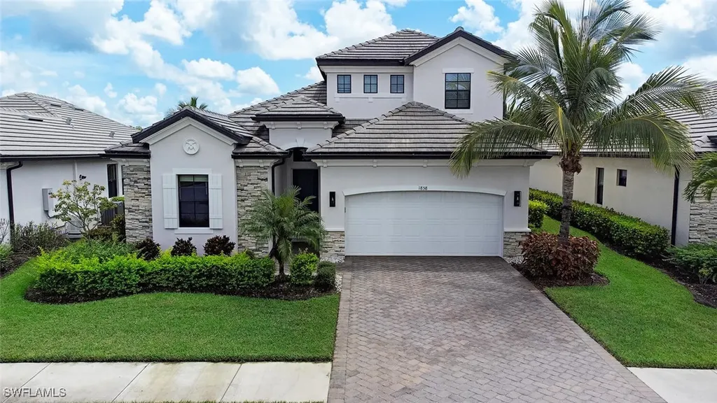 1858 Mustique Street Naples FL 34120