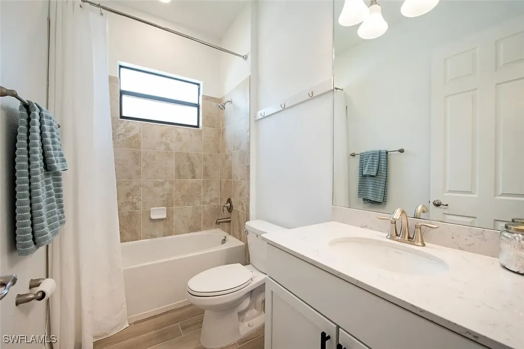 1858 Mustique Street Naples FL 34120