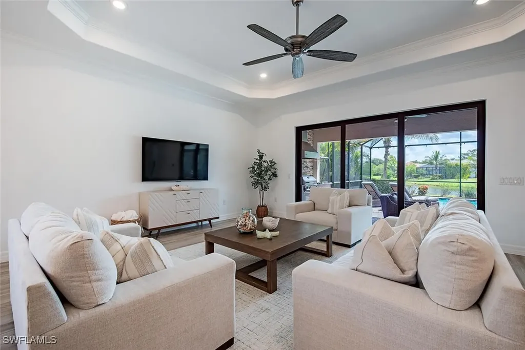 1858 Mustique Street Naples FL 34120