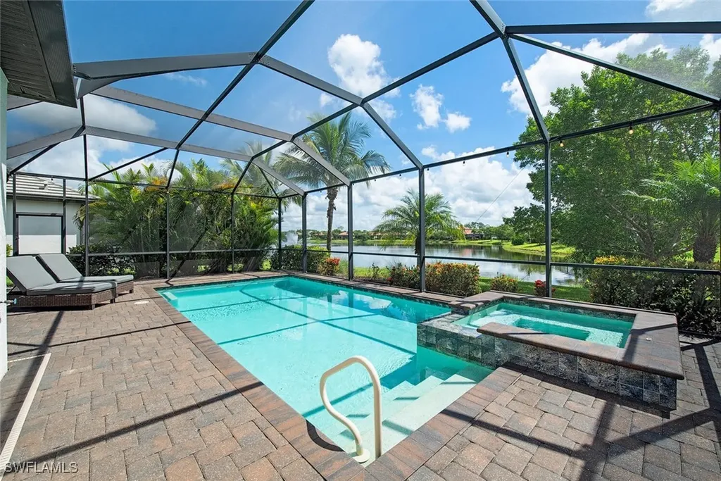1858 Mustique Street Naples FL 34120