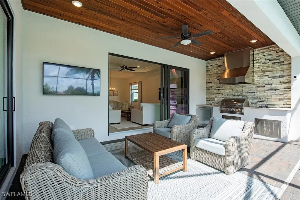 1858 Mustique Street Naples FL 34120