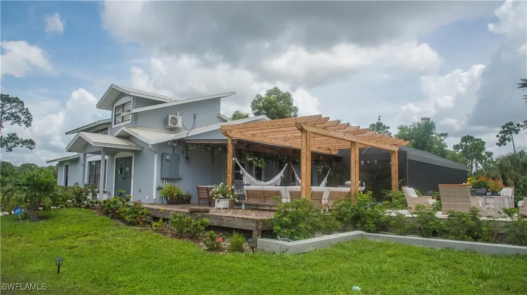 3220 63rd Street SW Naples FL 34105