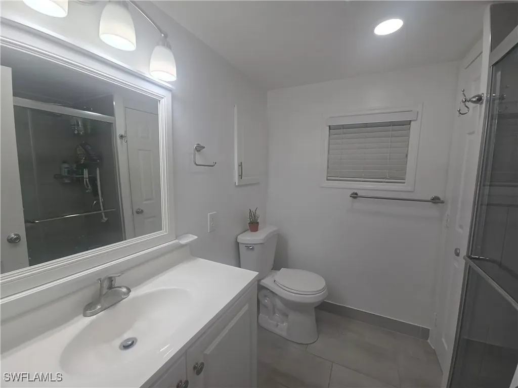 9 Moonstone Circle Naples FL 34112