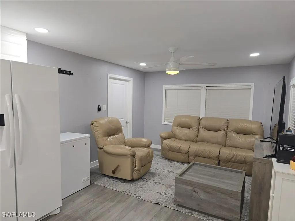 9 Moonstone Circle Naples FL 34112