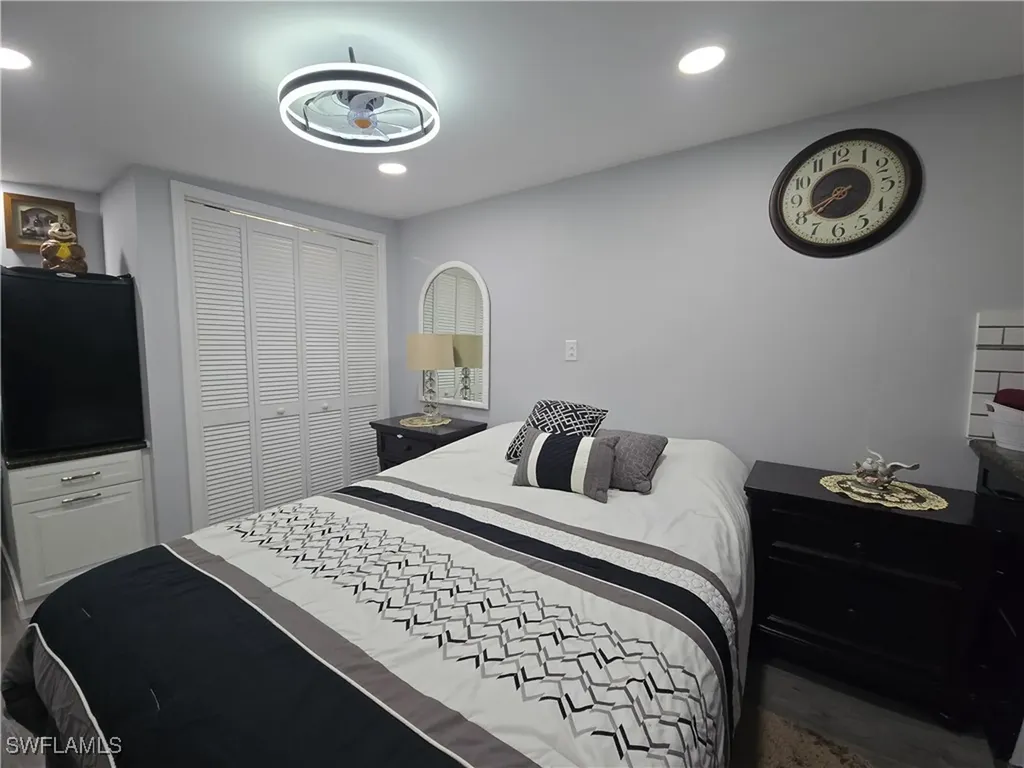 9 Moonstone Circle Naples FL 34112