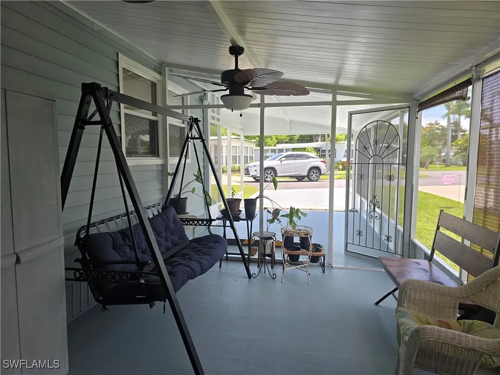 9 Moonstone Circle Naples FL 34112