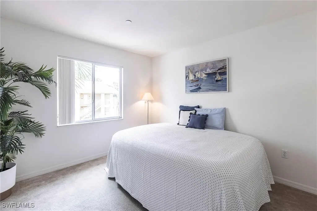 8274 Key Royal Circle Naples FL 34119