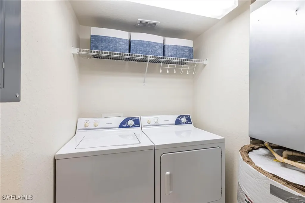 8274 Key Royal Circle Naples FL 34119