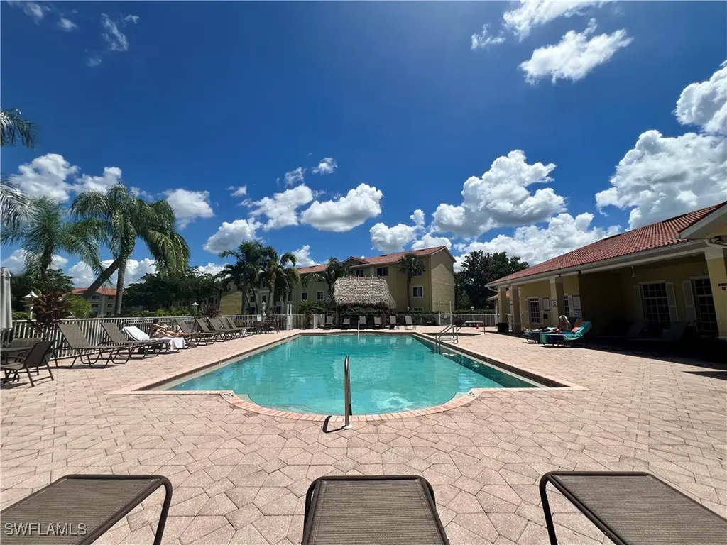 8274 Key Royal Circle Naples FL 34119