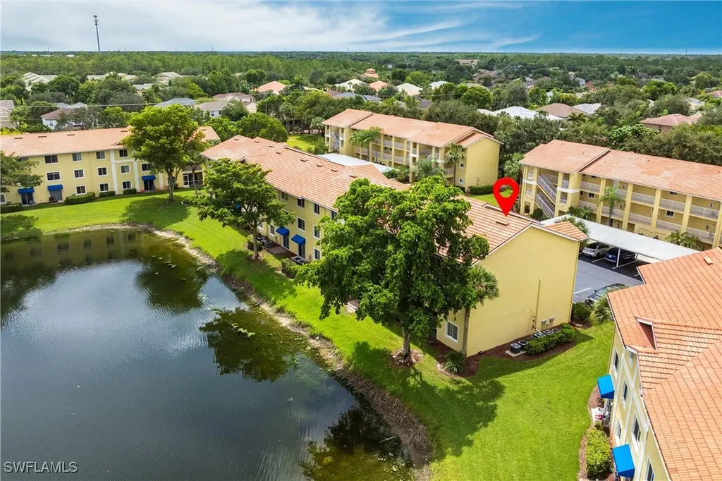 8274 Key Royal Circle Naples FL 34119