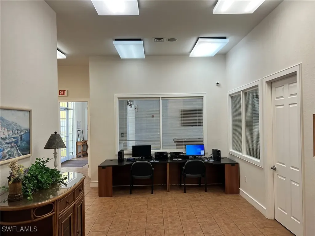 8274 Key Royal Circle Naples FL 34119