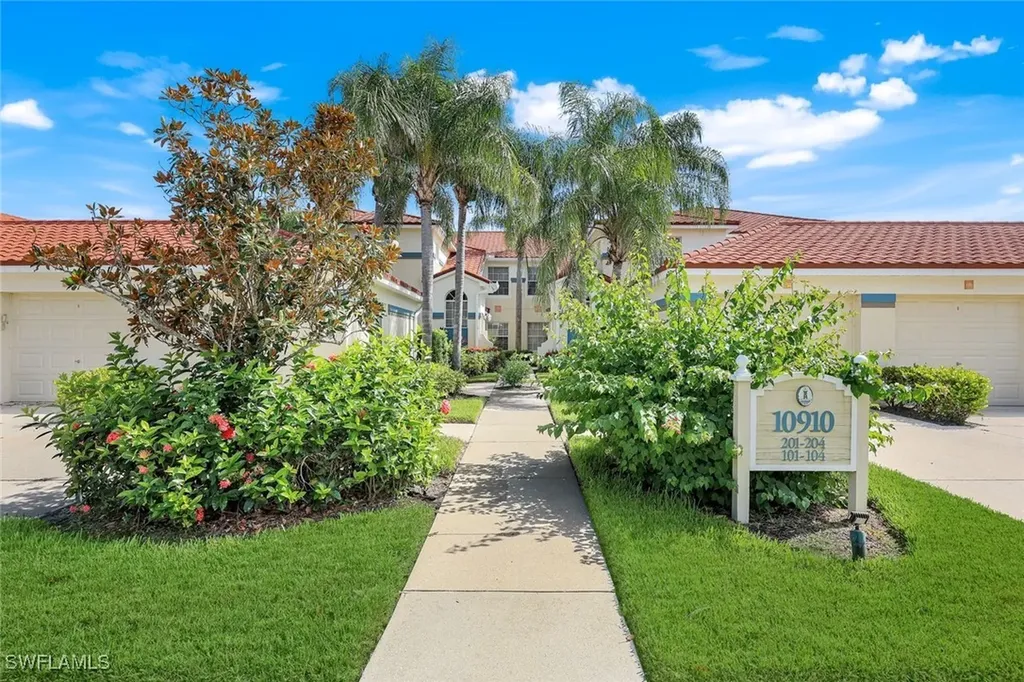 Estero FL, 10910 Santa Margherita Road, Unit 101