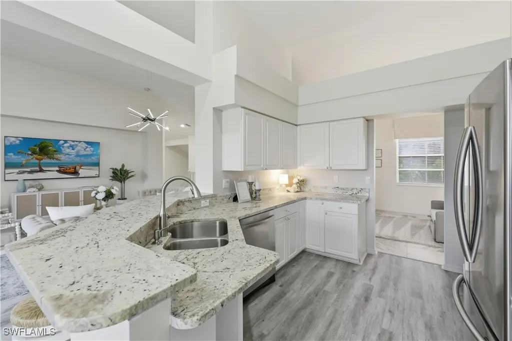 2150 Aberdeen Lane Naples FL 34109
