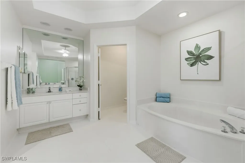 2150 Aberdeen Lane Naples FL 34109