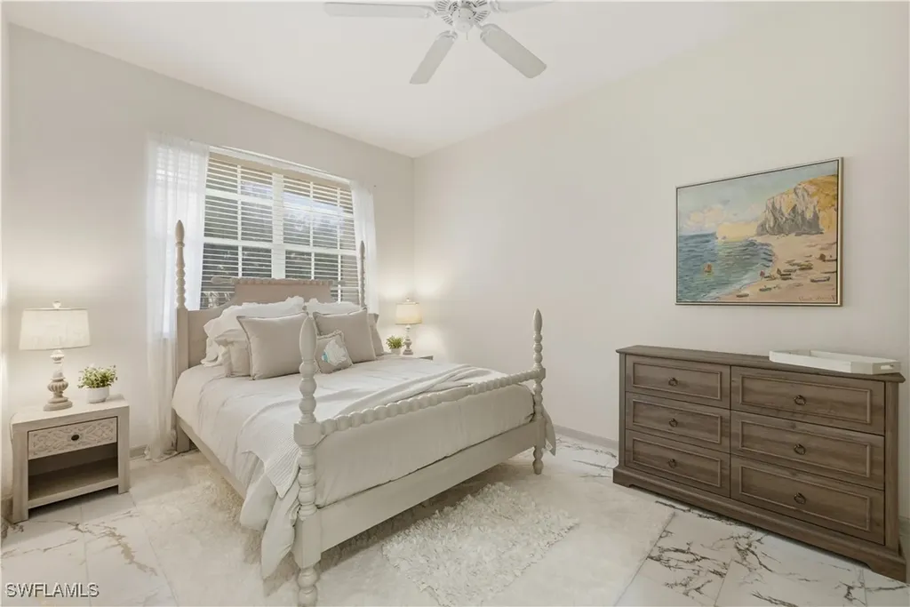 2150 Aberdeen Lane Naples FL 34109