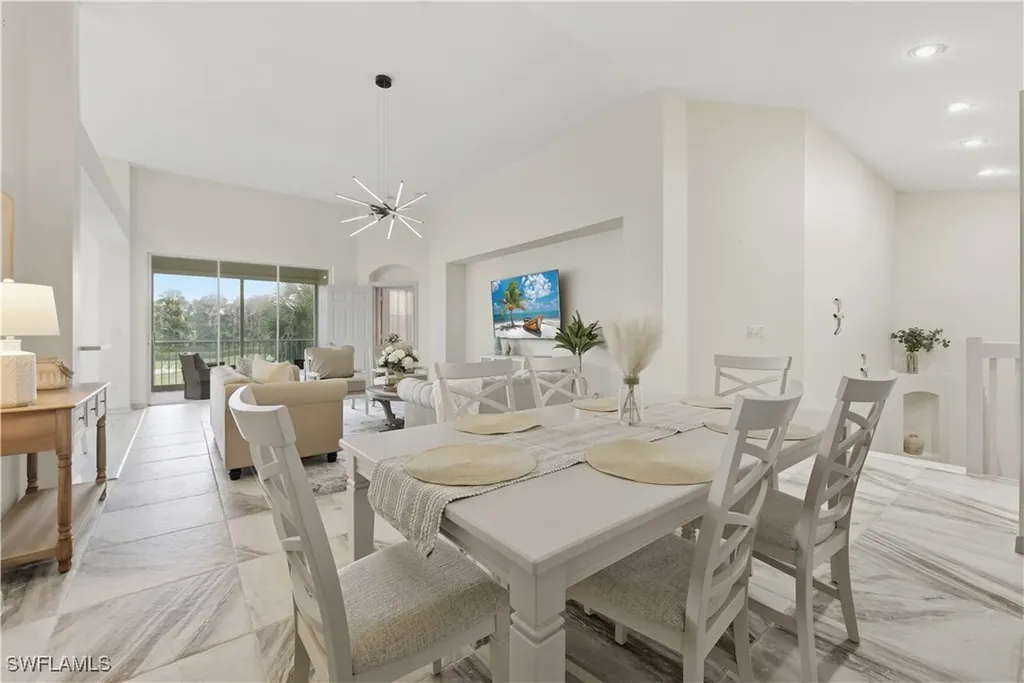 2150 Aberdeen Lane Naples FL 34109