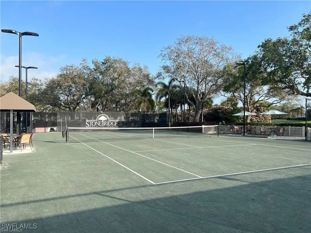 2150 Aberdeen Lane Naples FL 34109